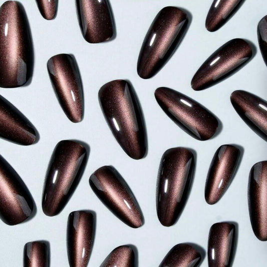 Faux Ongles Press-On Modèle kyra- Design Élégant Réutilisable