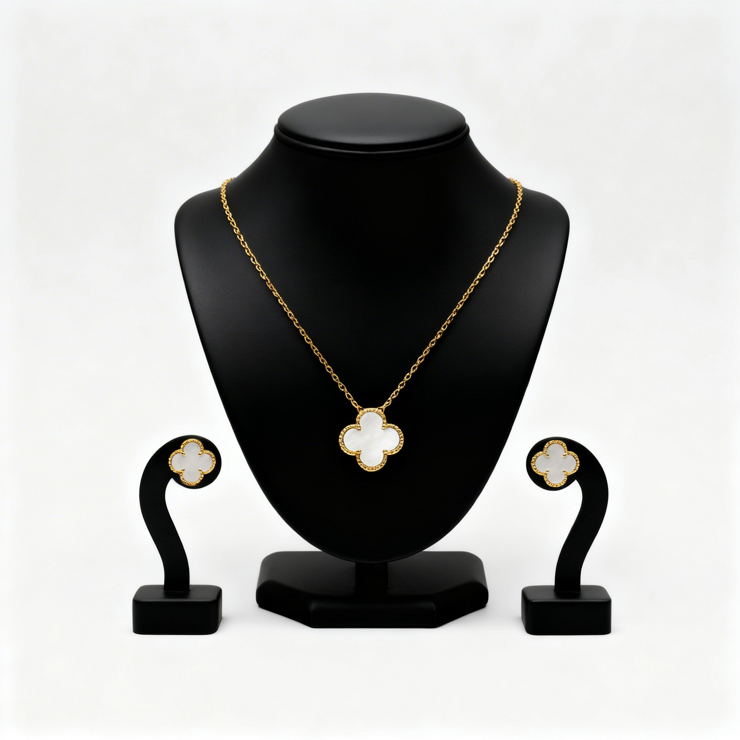 Nacré Necklace