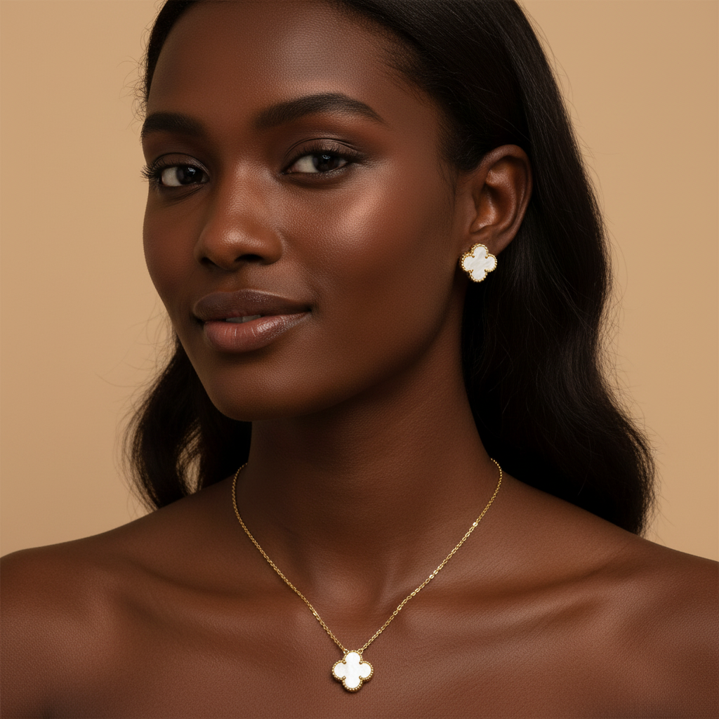 Nacré Necklace